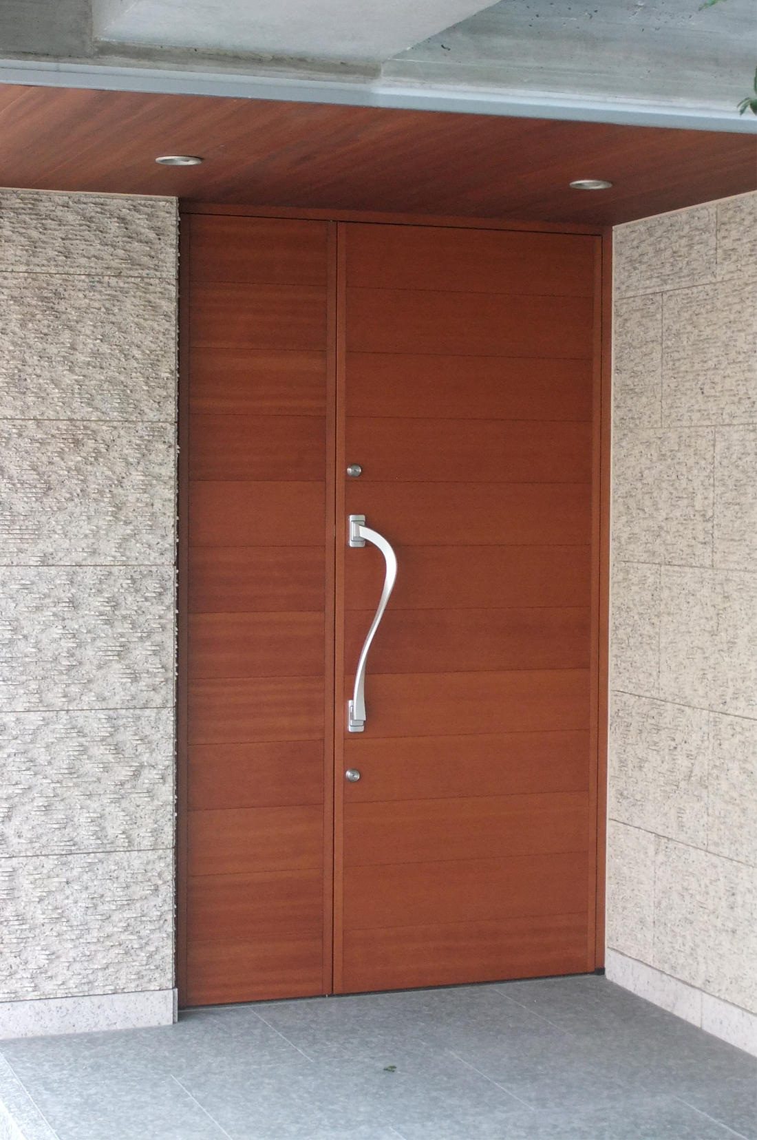 07-2-door.jpg